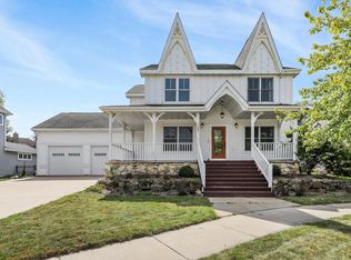 1605 Kohler Ct, Waunakee, WI 53597