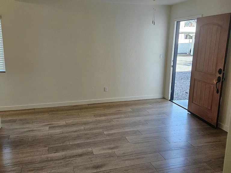 1330 E Highland Ave #2A — Photo 15