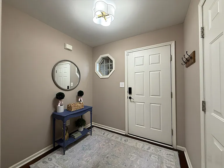 3854 Pine Ridge Way — Photo 6