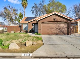 5818 W Sample Ave, Fresno, CA 93722