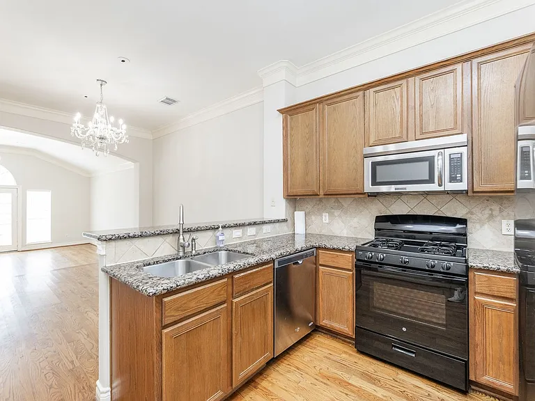 2616 Starboard Point Dr — Photo 21