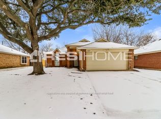 1217 Brooklawn Dr, Arlington, TX 76018