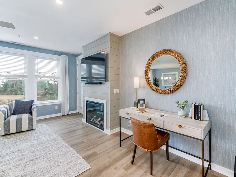 1703 Paget Rd #303 — Photo 10