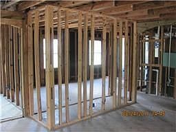 4th image of 411 Pine Lake Dr