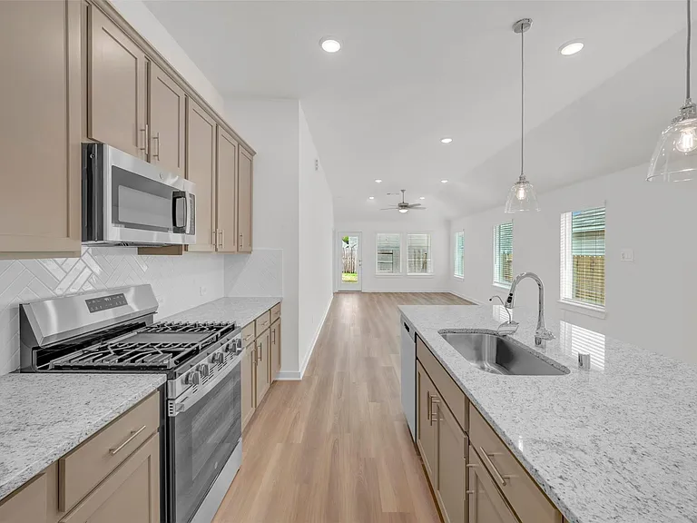 10223 Burton Path — Photo 10
