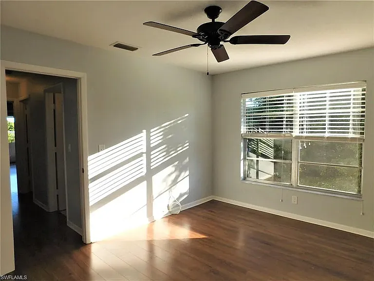 Another look at the guest bedroom back towards the hall.