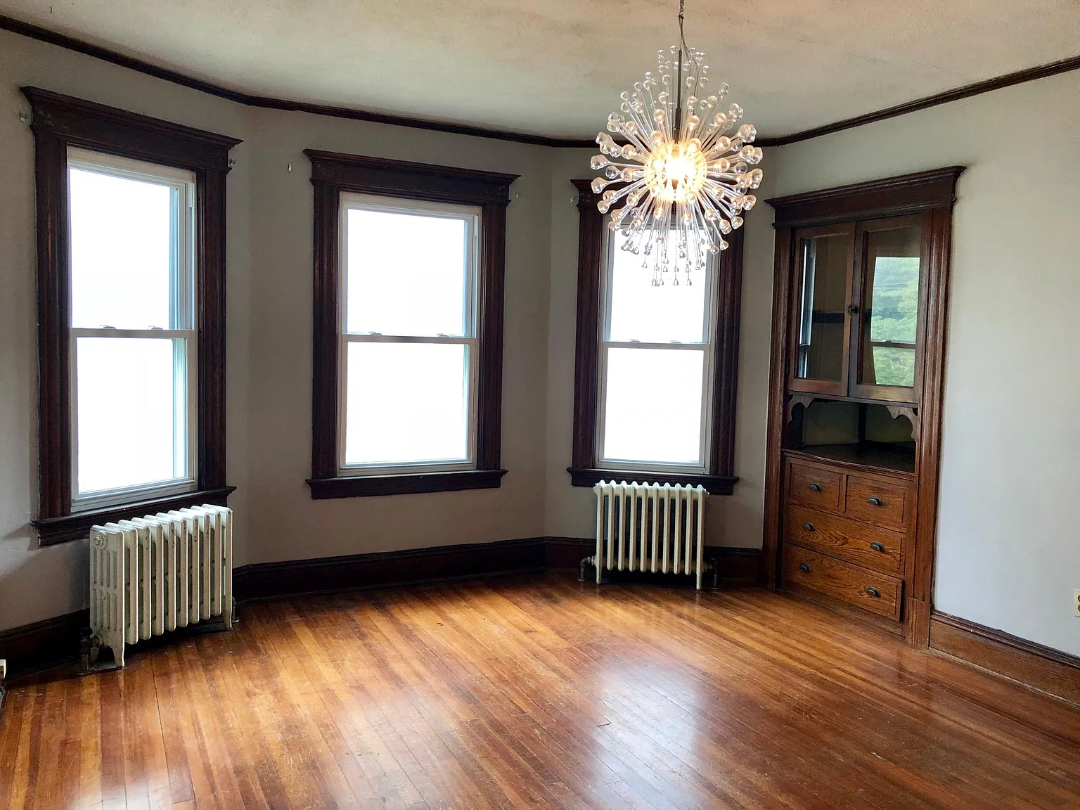 2 bed, $2,000 — Photo 4