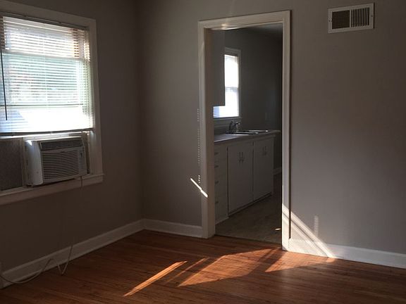 3rd image of 818 N 46th St #1