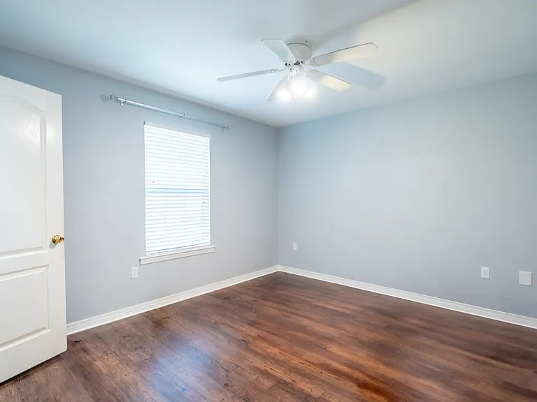 2823 Lake Silver Rd — Photo 27