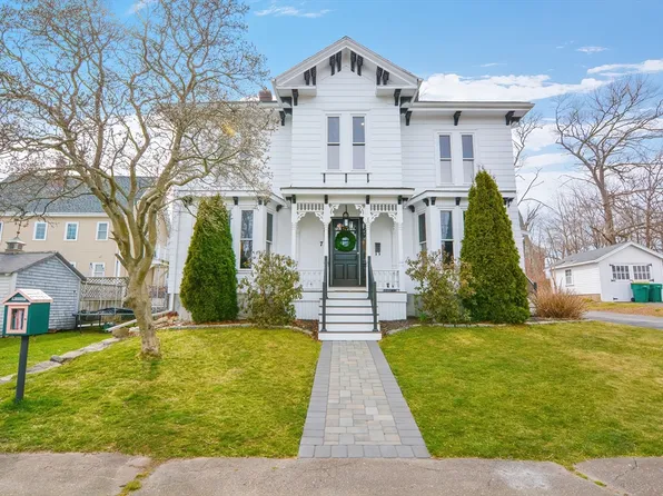7 Williams St, North Easton, MA 02356
