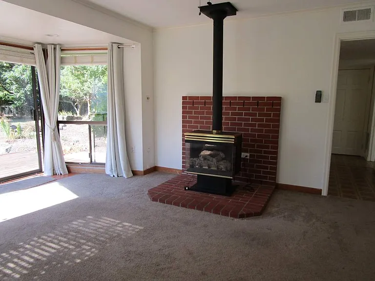 10714 Marietta St SW — Photo 11
