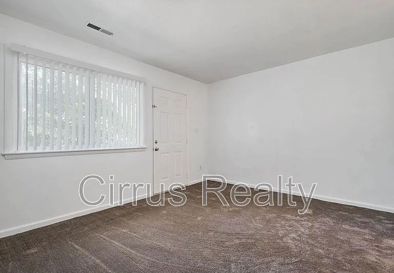 90 Francis St — Photo 15