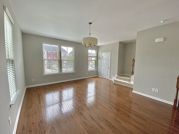 5th image of 4100  New Hermitage Pl