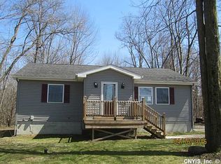8816 E Mud Lake Rd, Baldwinsville, NY 13027