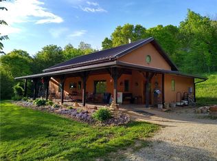 3395 Buck Creek Rd, Oskaloosa, KS 66066