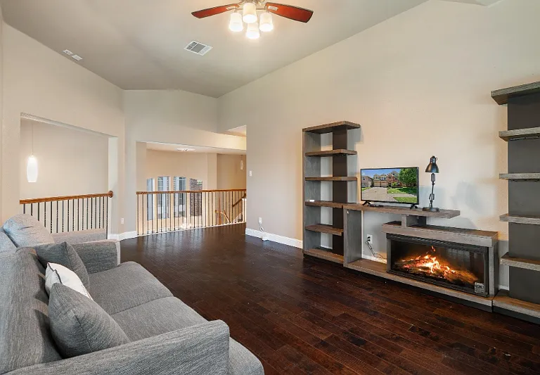 416 Cypress Hill Dr — Photo 17