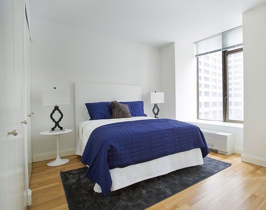 2nd image of 33 Rector St #8R