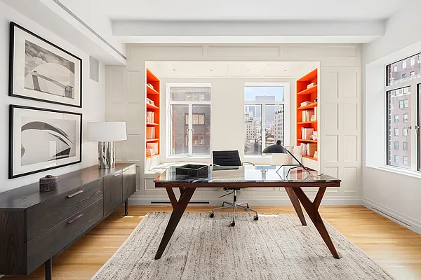 Sold by Redfin Real Estate | media 4