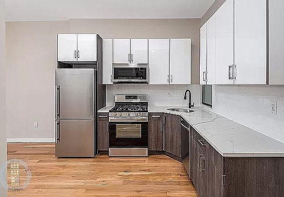 4th image of 536 Kosciuszko St #7