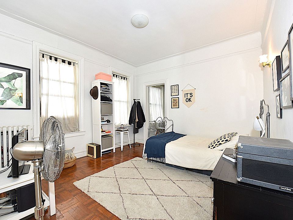 1st image of 3420 32nd St APT 3H
