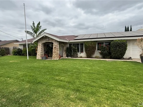 10865 Wagon Train Ln, Jurupa Valley, CA 91752