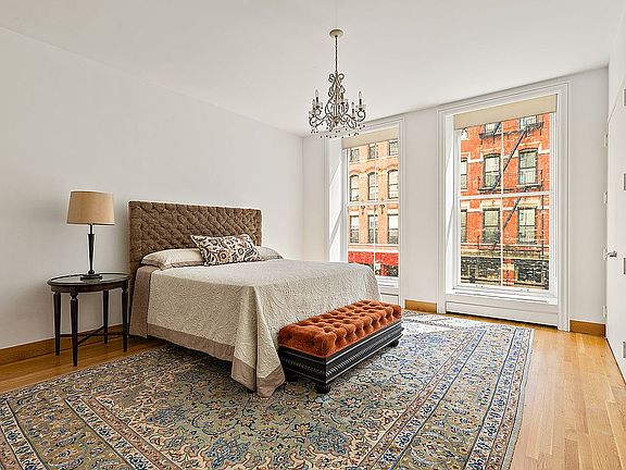 5th image of 35 N Moore St APT 2D