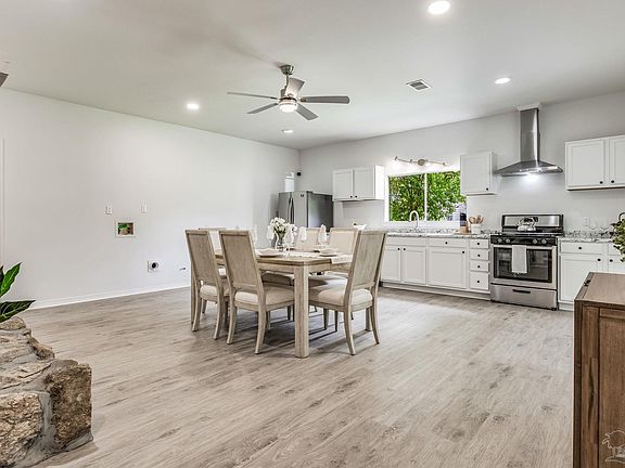 4th image of 5979 Pursley Dr