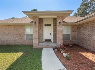 6917 Kapok Dr, Milton, FL 32583