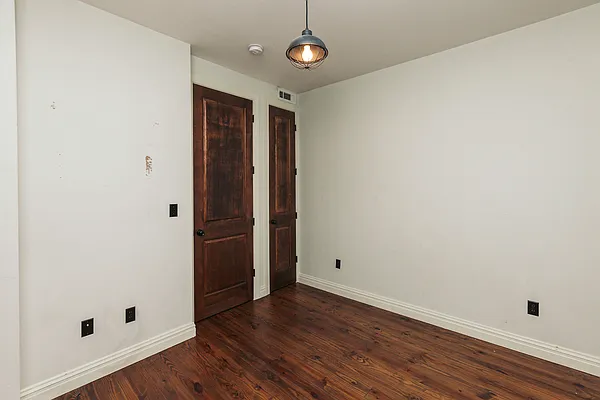 Rented by Nooklyn NYC LLC | media 15