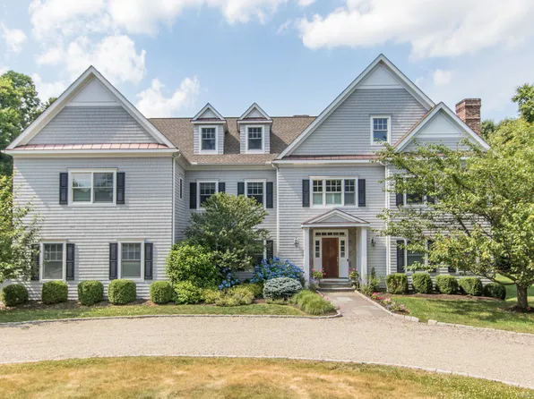 2 Topfield Road, Wilton, CT 06897