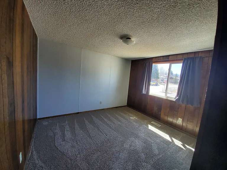 1814 Amherst Ave — Photo 7
