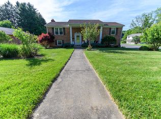 732 Lafayette St, Lewisburg, WV 24901