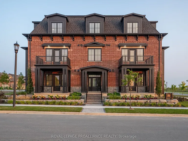 941 Charles Wilson Pkwy #201 — Photo 2