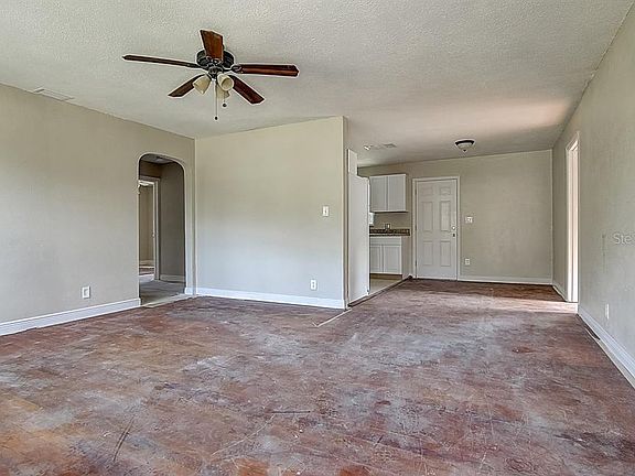 5th image of 4715 21st Ave S