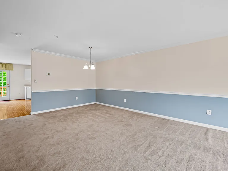 48 Winterberry Ct — Photo 7