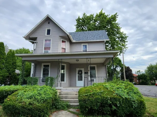 806 Napoleon St, Fremont, OH 43420