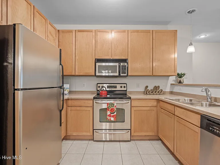 1505 Cadfel Ct #203 — Photo 13
