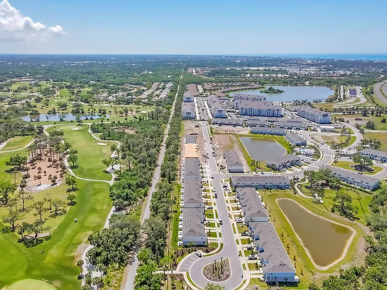 legacy trail left. guest parking bottom. legacy trail gate bottom. golf course on the left.