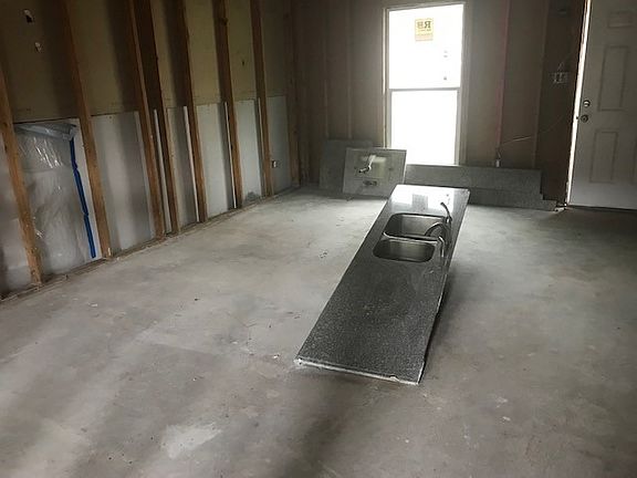 Additional Living Room