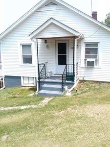 717 Elizabeth St, Pulaski, VA, 24301