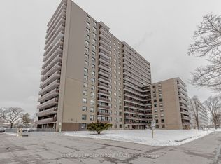 180 Markham Rd #1701, Toronto, ON M1M 2Z9