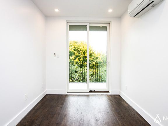 3rd image of 495 Saint Johns Pl #6CC