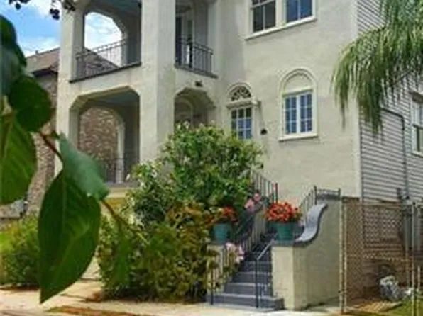 2009 S Lopez St, New Orleans, LA 70125