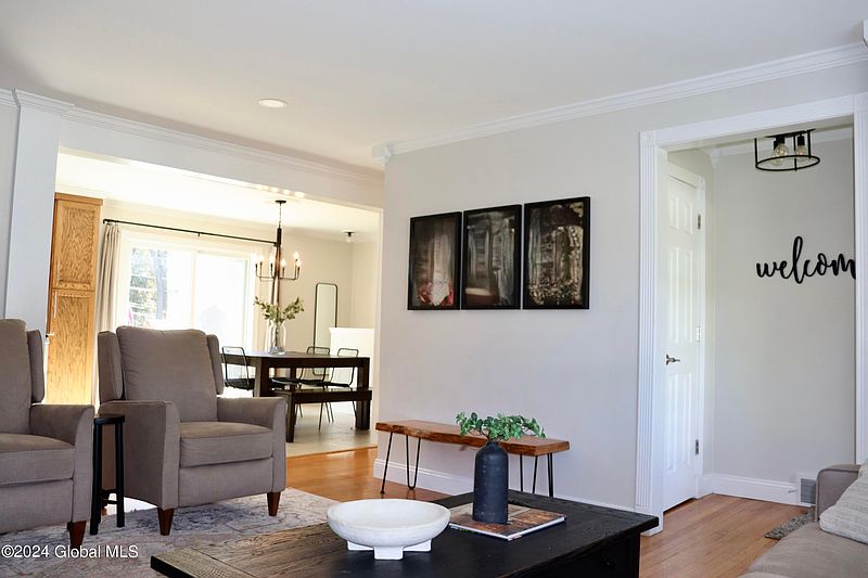 5th image of 15 Merritt Drive