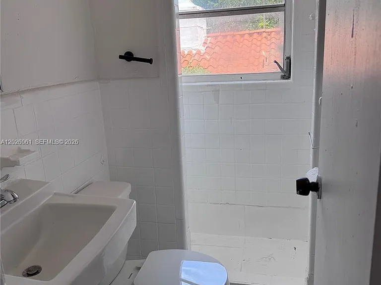 825 Alton Rd #8 — Photo 4