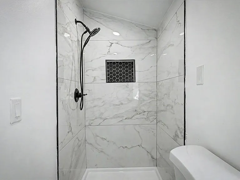 2520 Larsen Rd — Photo 23