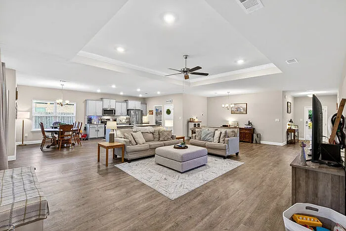 8009 Crawford Dr — Photo 10