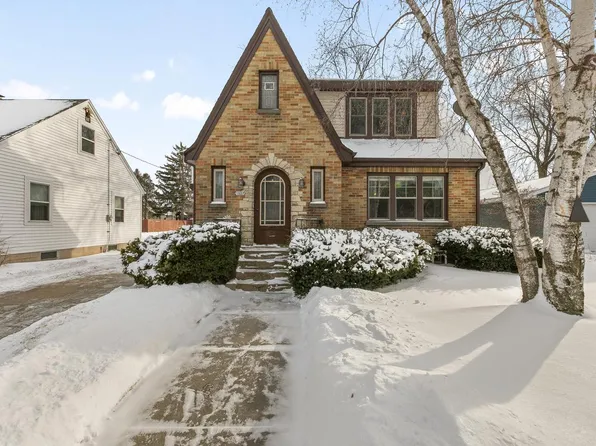 1527 North AVENUE, Sheboygan, WI 53083