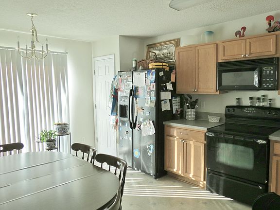 4th image of 11750 Carson Lake Dr W