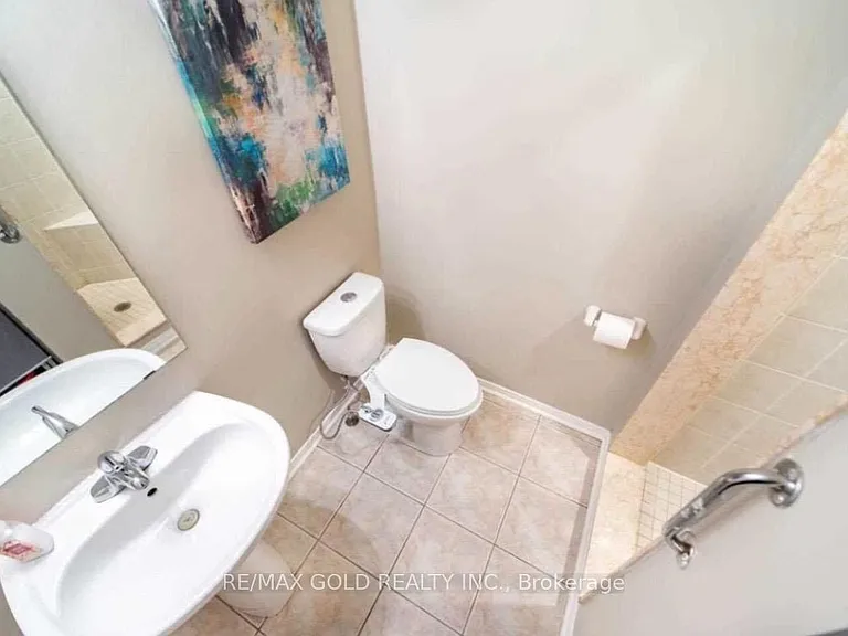 15 Sedgewick Cir — Photo 13